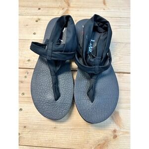 Skechers Yoga Foam Thong Sandal Black Crisscross Strap Comfort Casual Shoes 9